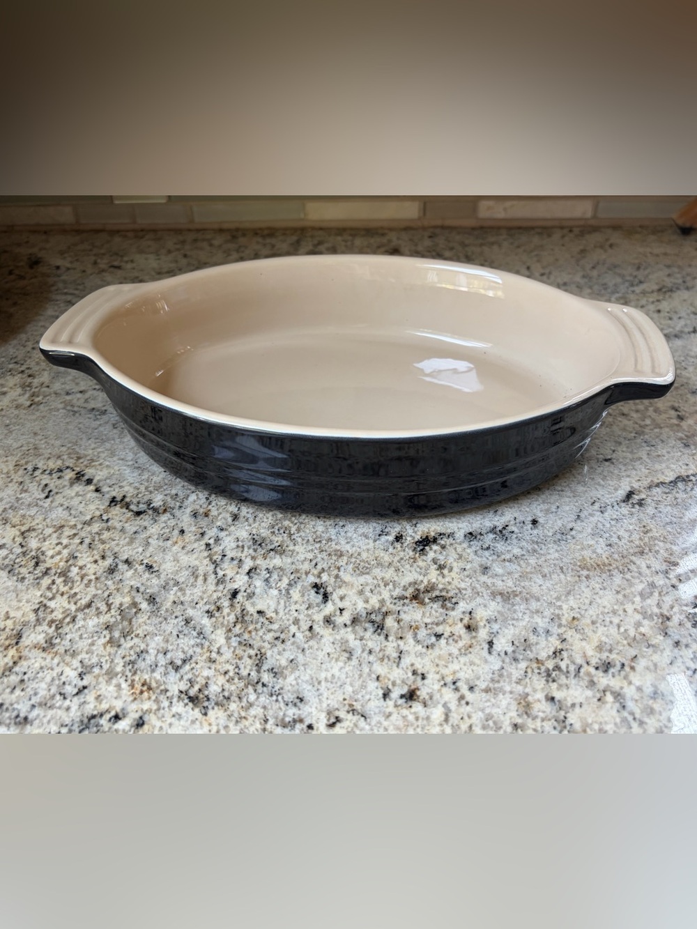 Le Creuset 11” x &” 2.5" Oval Baking Dish black Casserole Stoneware 11-31 new